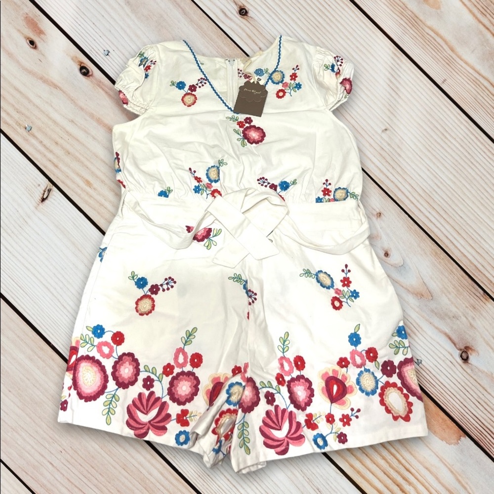 Brand new with tags. Size XL